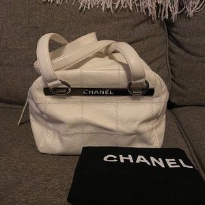 Chanel White Leather Handbag